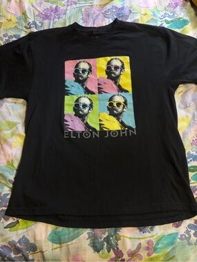 Elton John Black Graphic Tee with Color Block Print Size XL